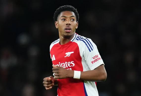 Arsenal gia hạn hợp đồng với Lewis-Skelly đến 2030